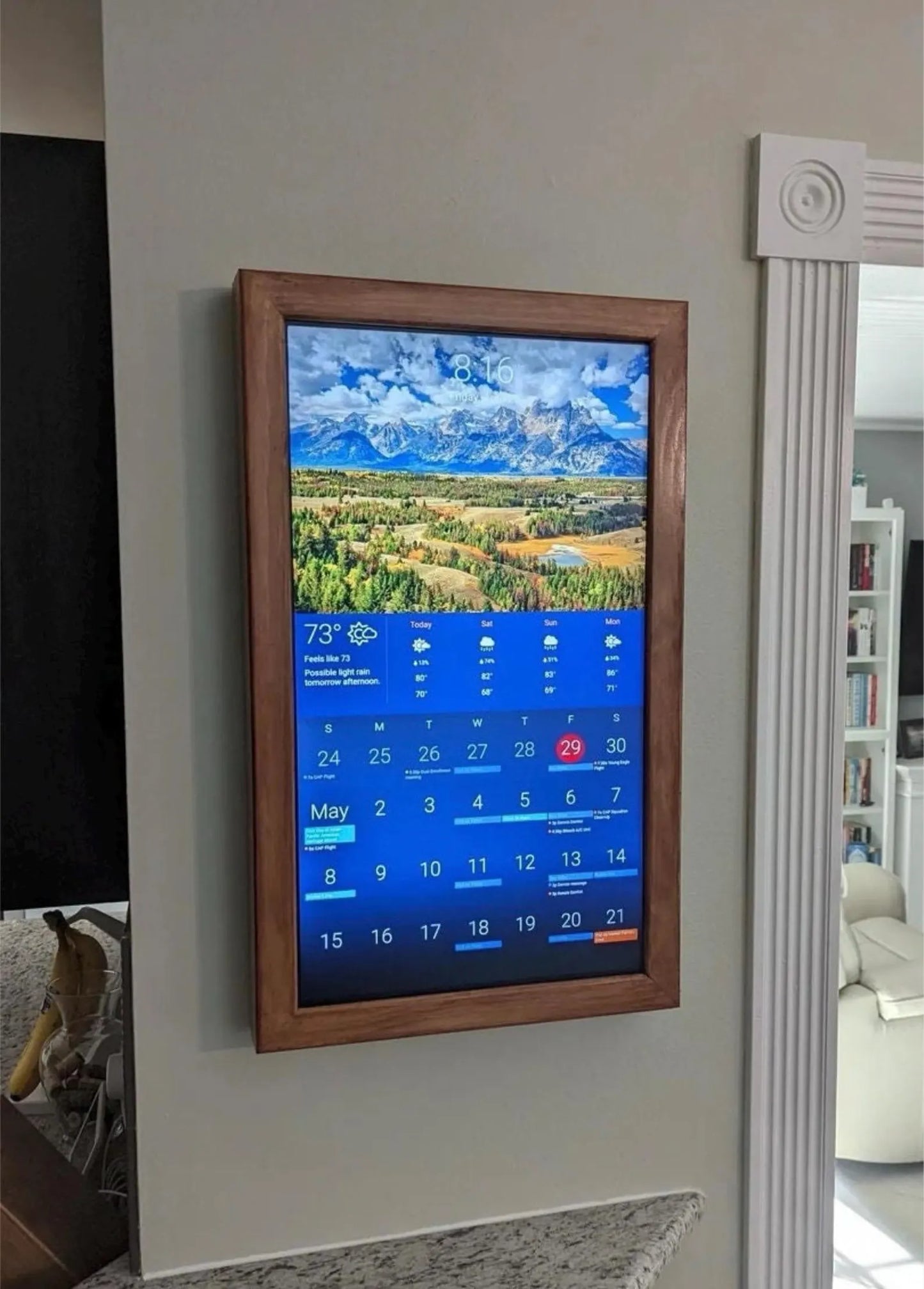 24 inch SmartWall Display - Modern Day Displays